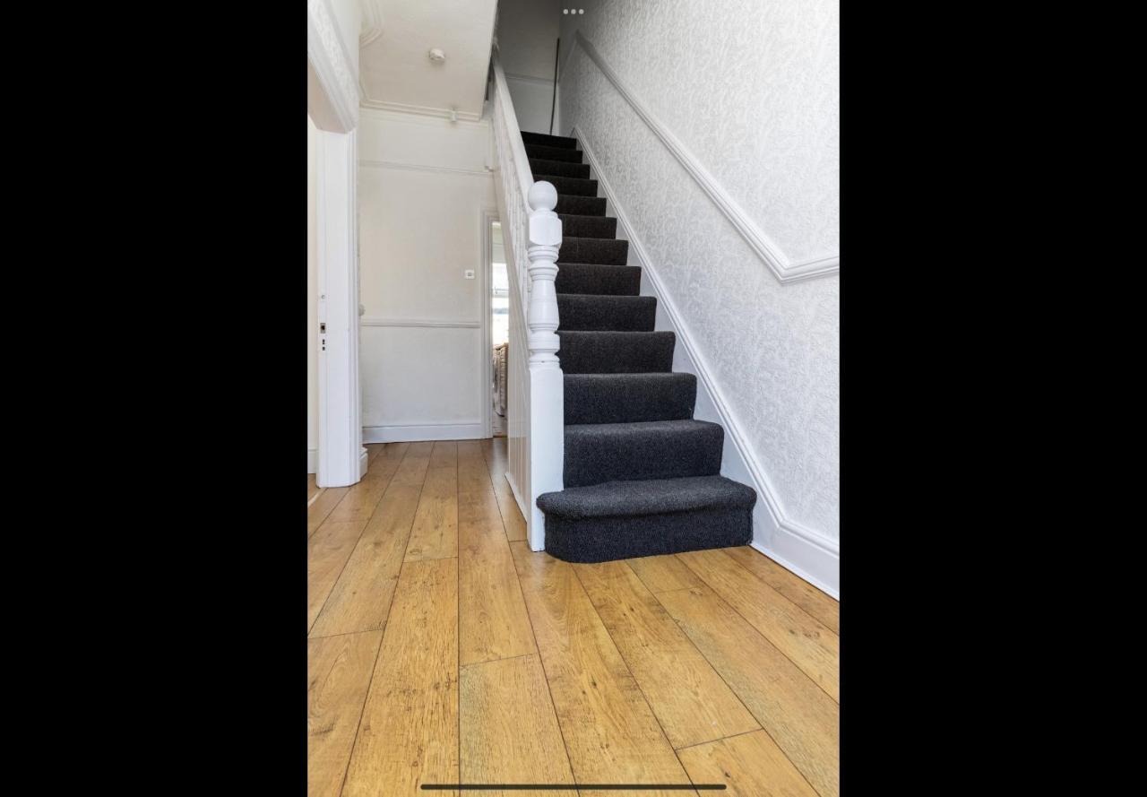 Devondale Road, Penny Lane Area Homestay *
